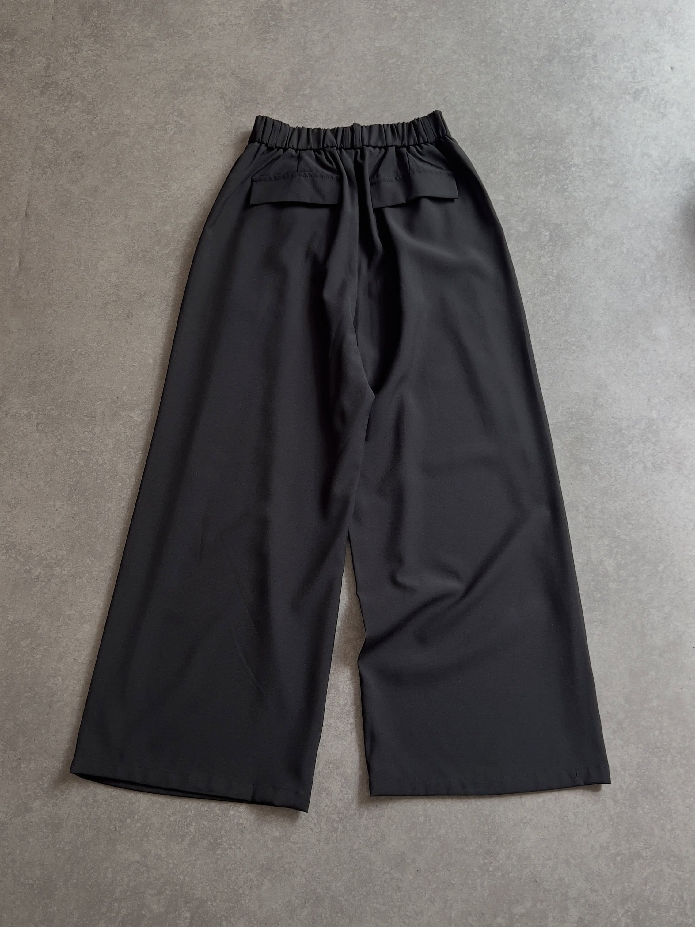 Noir Oversized Pleated Trousers